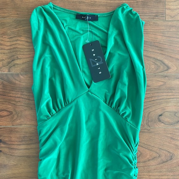 NWT All Saints Green V Neck Ruched Mini Bodycon Dress - Picture 2 of 8